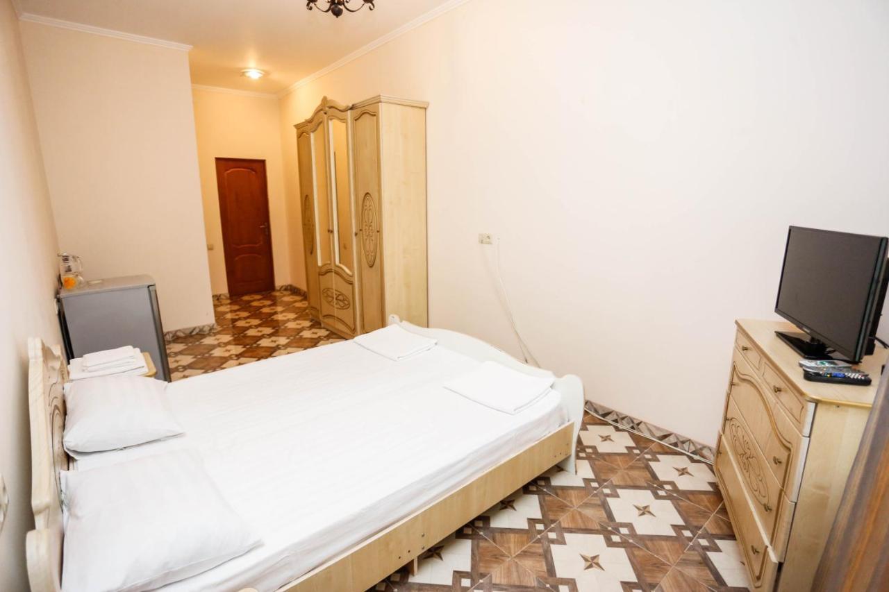 Hotel Sabina Gagra Exterior photo