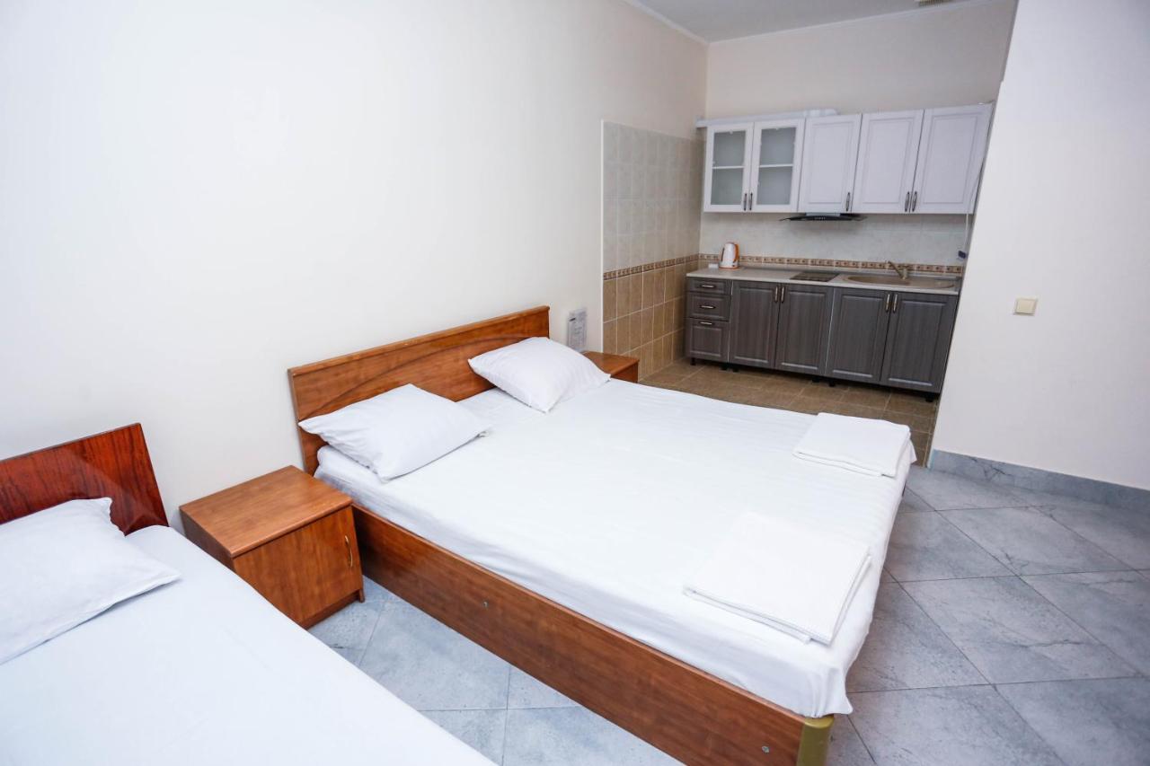 Hotel Sabina Gagra Exterior photo