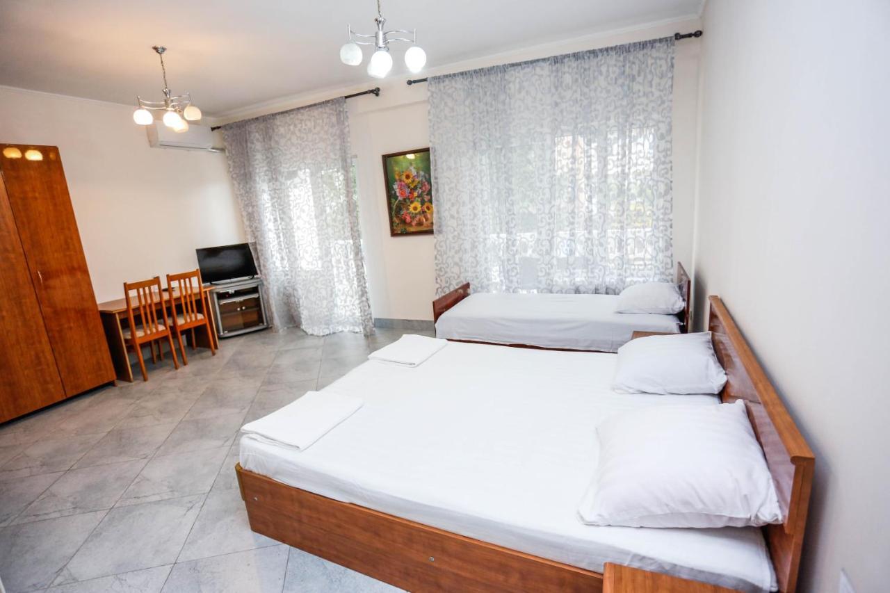 Hotel Sabina Gagra Exterior photo