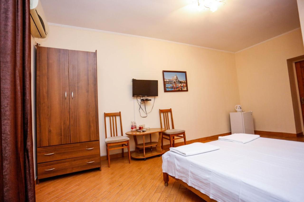 Hotel Sabina Gagra Exterior photo