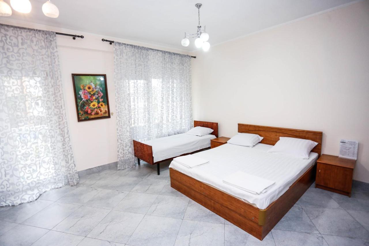 Hotel Sabina Gagra Exterior photo