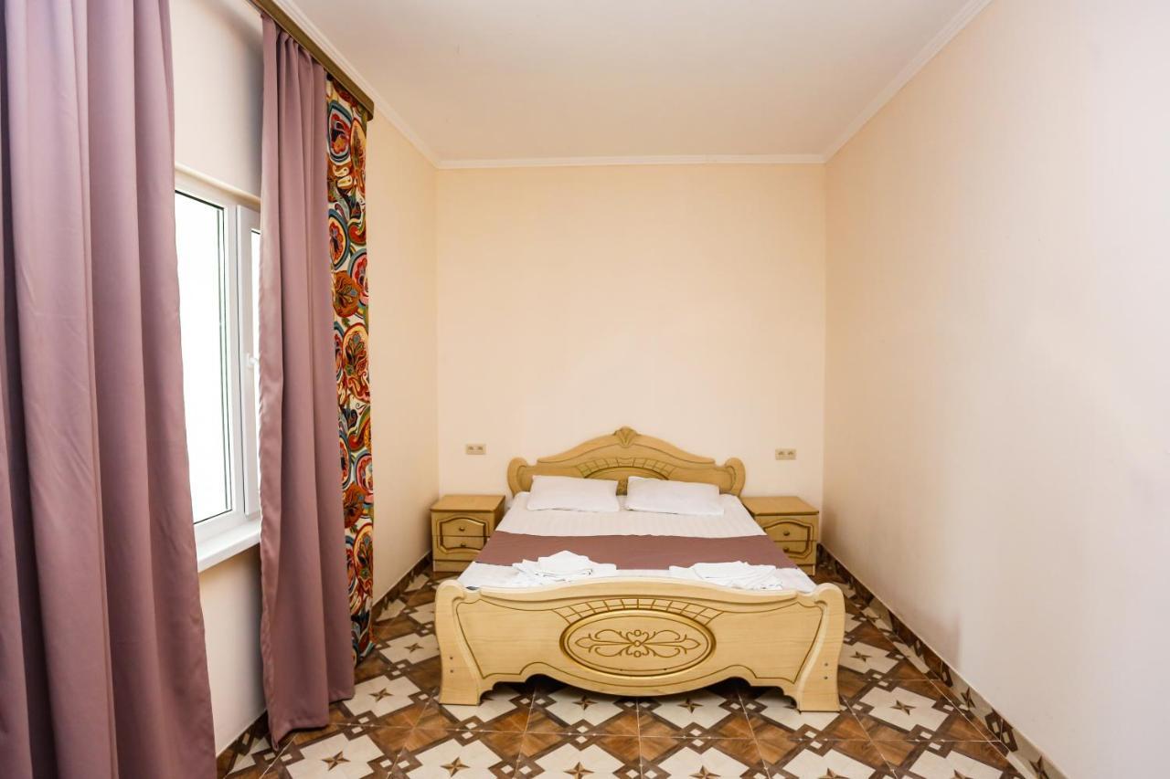 Hotel Sabina Gagra Exterior photo