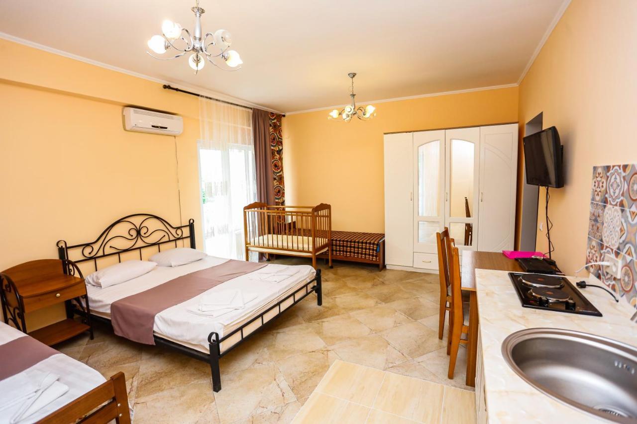 Hotel Sabina Gagra Exterior photo